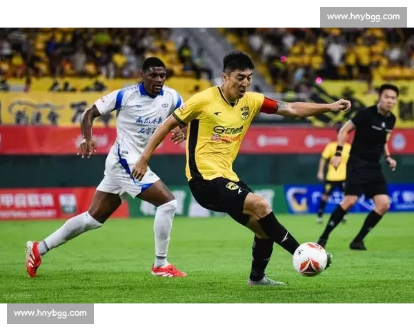 罗萨读秒双响救主！广州豹 2-2 绝平陕西，冲超悬念延续